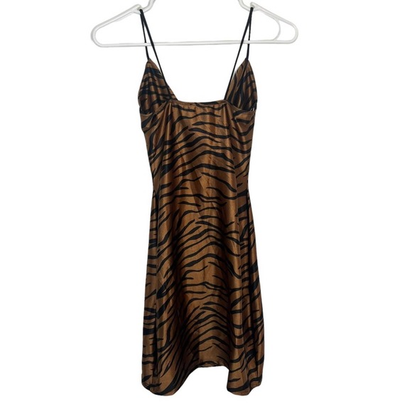 NWT Windsor Animal Kingdom Zebra Satin Cowl Neck Dress - Size XS - Picture 3 of 7